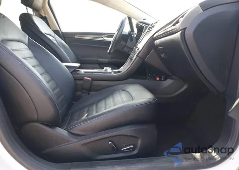 2017 Ford Fusion Se Phev z USA, uszkodzony, nr VIN 3FA6P0PUXHR179924